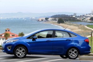 ford-fiesta-sedan-imagen-33-300x200-300x200